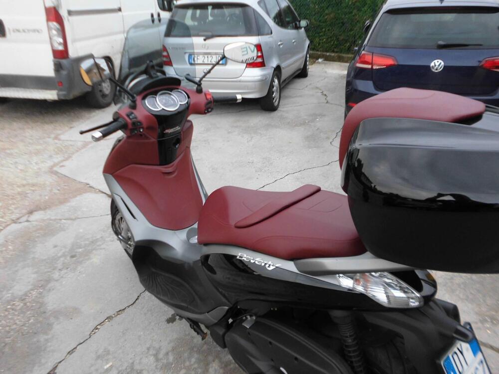 Piaggio Beverly 300 i.e. (2010 - 16) (4)