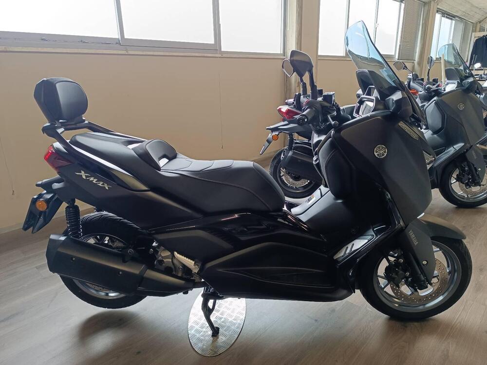 Yamaha X-Max 300 (2021 - 24) (4)