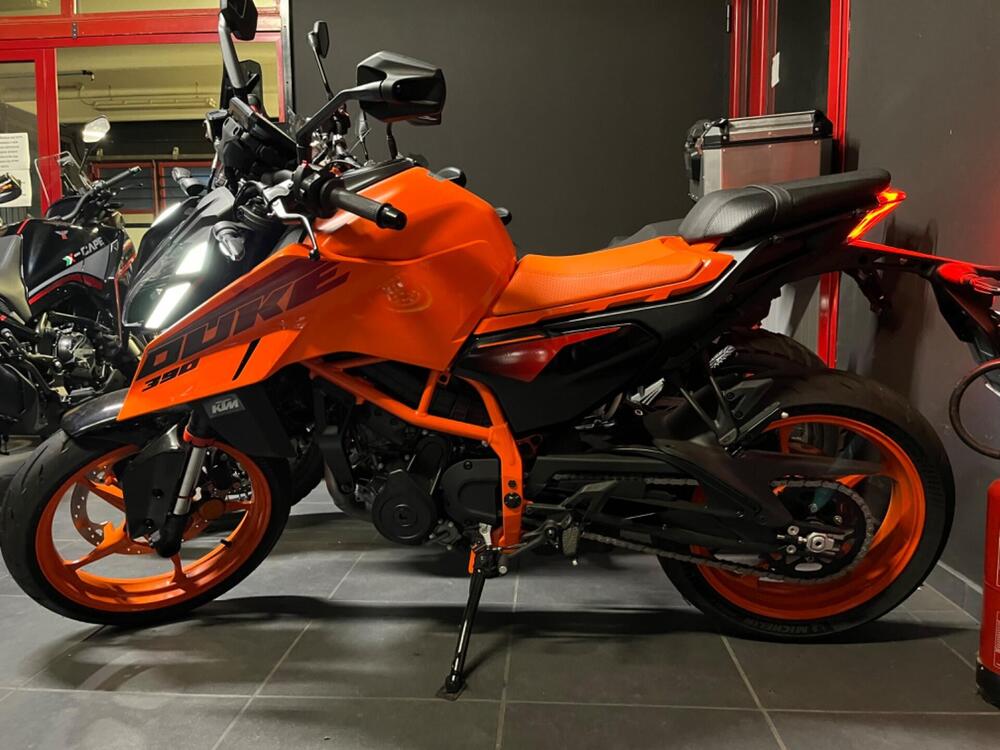 KTM 390 Duke (2024)