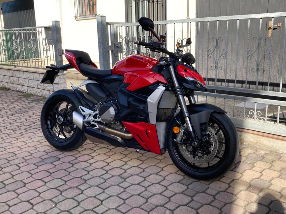 Ducati Streetfighter V2 (2022 - 24)