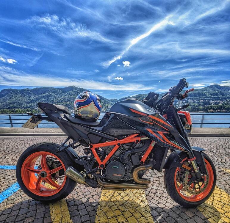 KTM 1290 Super Duke R (2022 - 23)