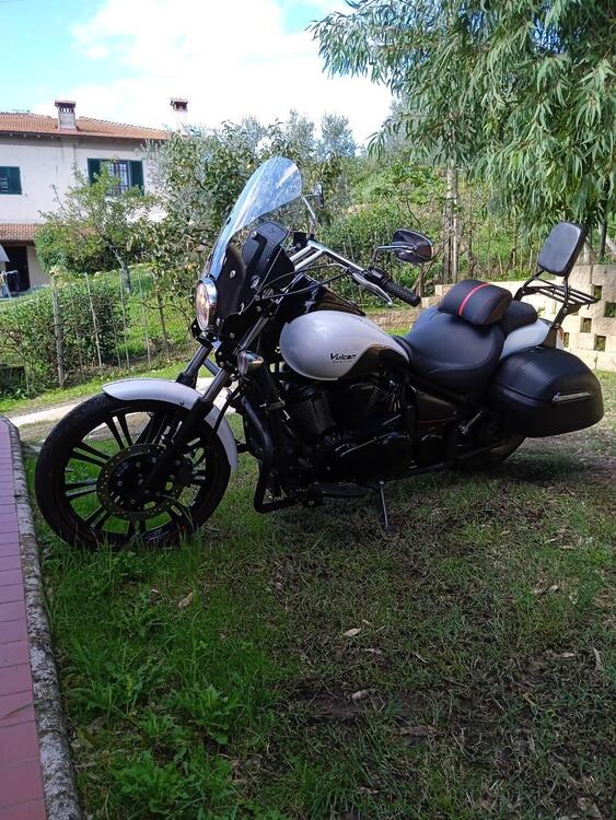 Kawasaki Vulcan VN 900 Custom (2011 - 16) (2)