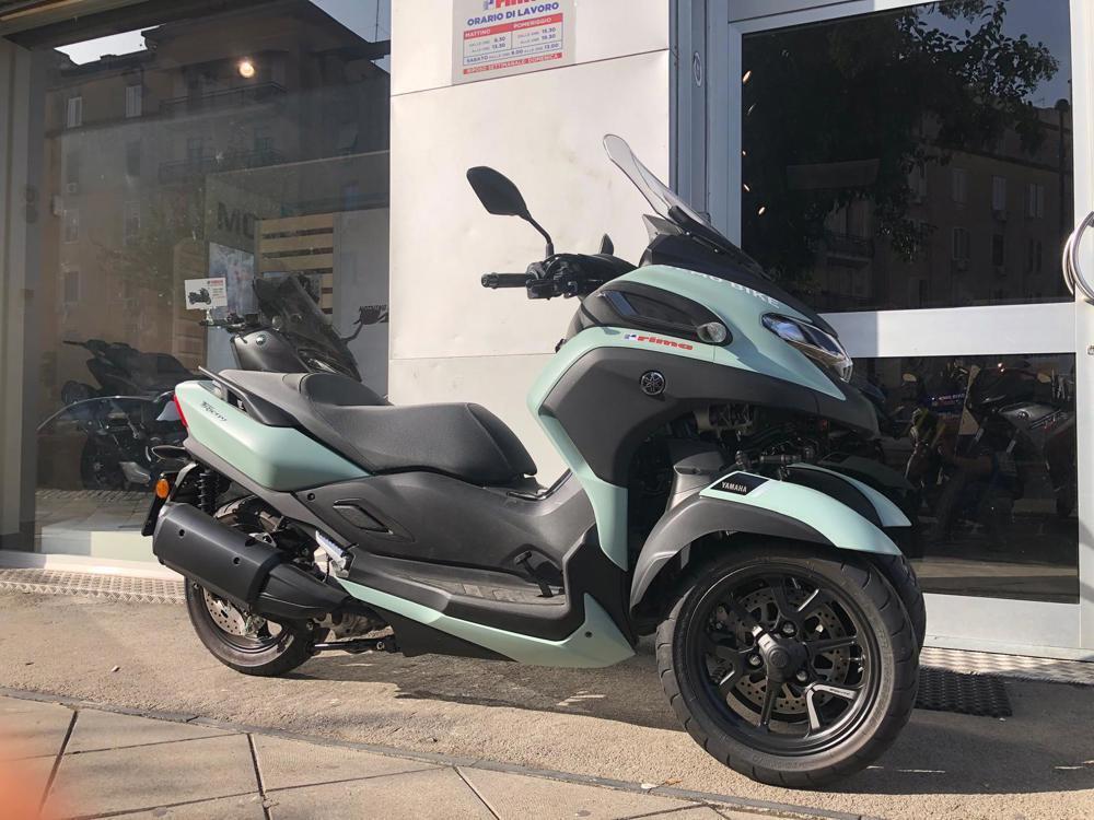 Yamaha Tricity 300 (2021 - 24) (4)