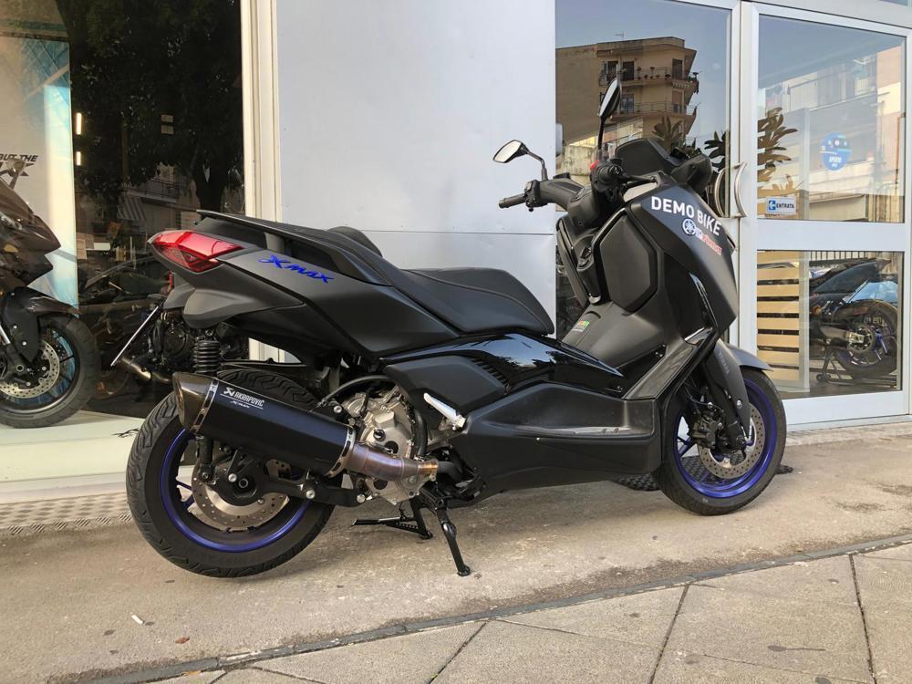 Yamaha X-Max 300 (2021 - 24) (3)