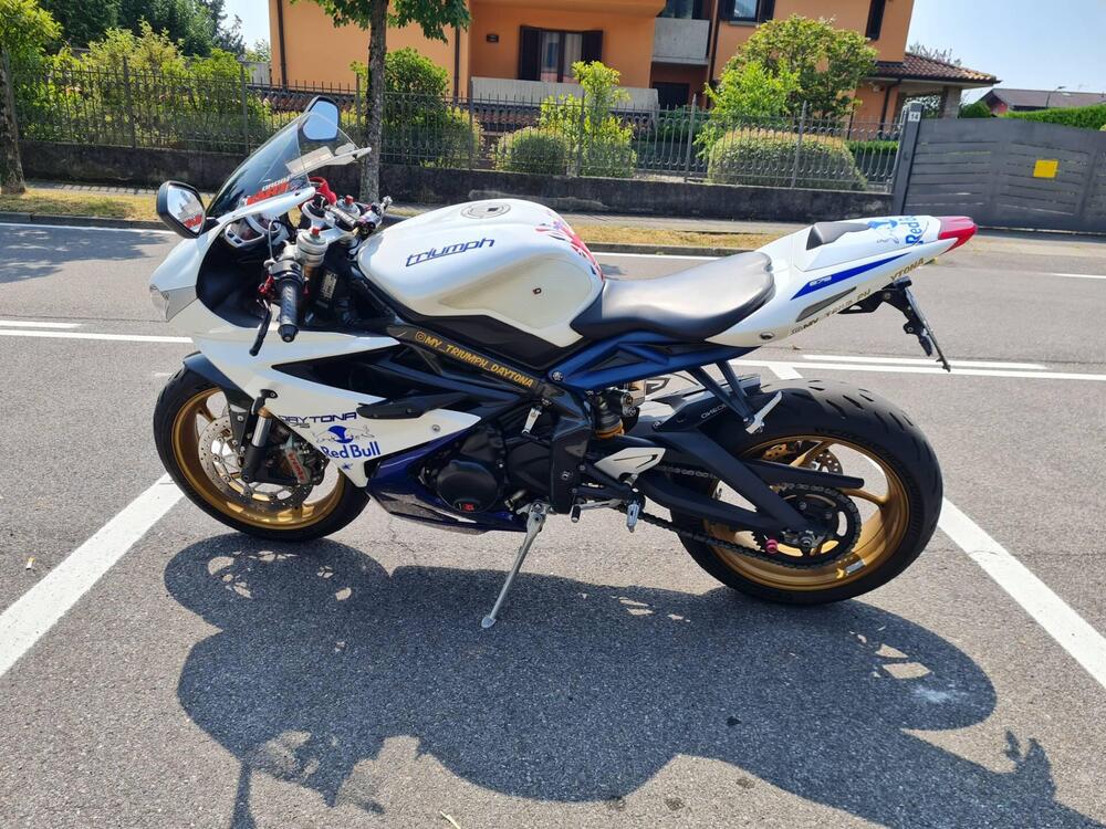 Triumph Daytona 675 (2013 - 14) (2)