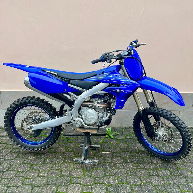 Yamaha YZ 450 F (2022)