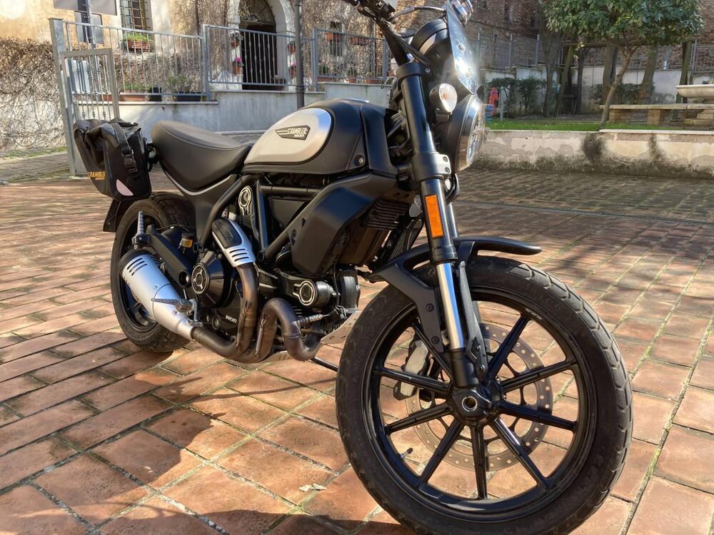 Ducati Scrambler 800 Icon Dark (2021 - 22) (2)