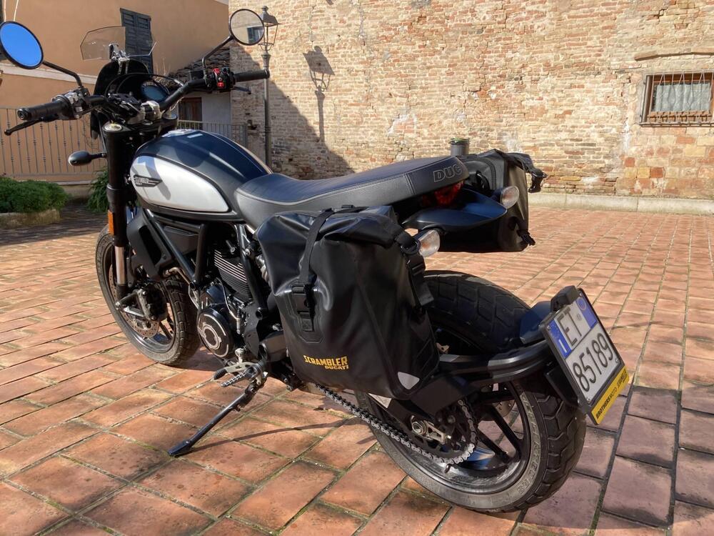 Ducati Scrambler 800 Icon Dark (2021 - 22) (5)