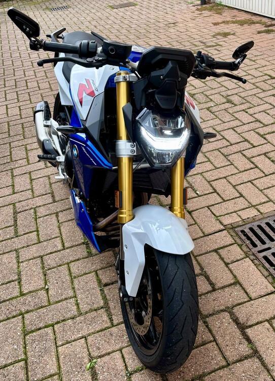 Bmw F 900 R (2021 - 25) (4)