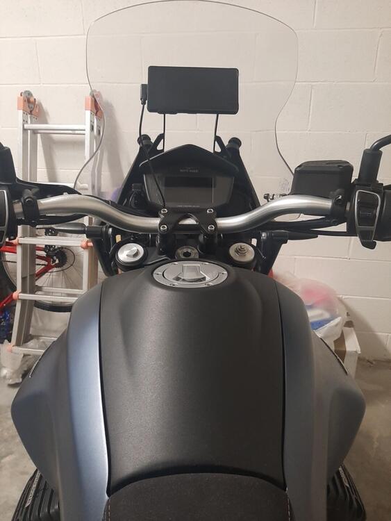 Moto Guzzi V85 TT (2019 - 20) (3)