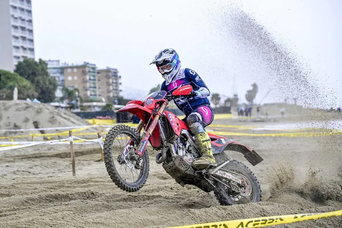 Enduro. Assoluti. Freeman, Beta, Campione sabato. Poi, allerta meteo, tutti a casa [VIDEO] (13)