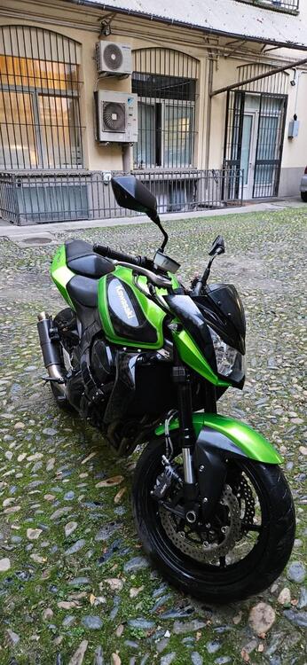 Kawasaki Z 750 R (2011 - 14) (2)