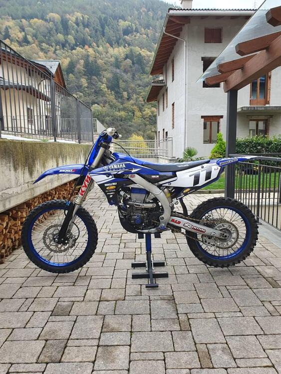 Yamaha YZ 450 F (2021) (2)