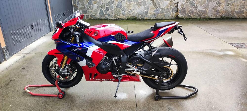 Honda CBR 1000 RR-R Fireblade SP (2020 - 21) (2)