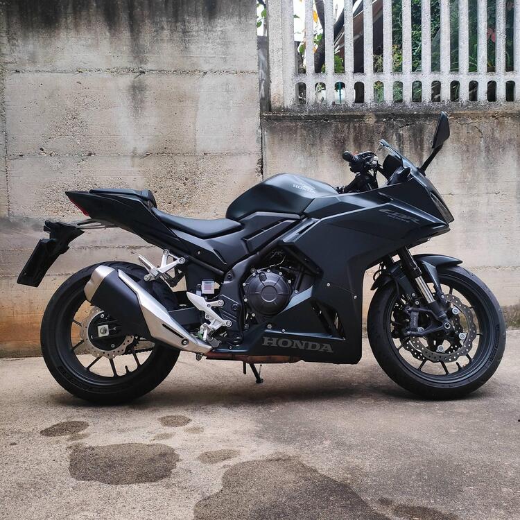 Honda CBR 500 R (2024) (2)