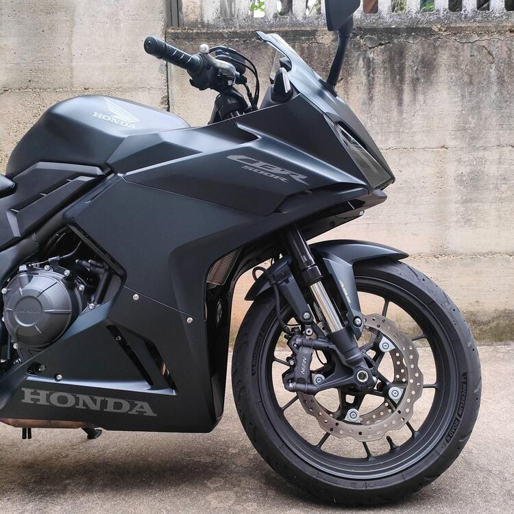 Honda CBR 500 R (2024) (3)