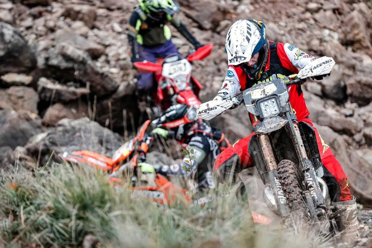 24MX Hixpania Hard Enduro. Billy Bolt torna alla vittoria, “Mani” Lettenbichler è Campione del Mondo [GALLERY] (13)