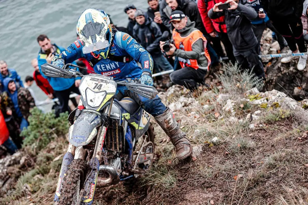 24MX Hixpania Hard Enduro. Billy Bolt torna alla vittoria, “Mani” Lettenbichler è Campione del Mondo [GALLERY] (14)