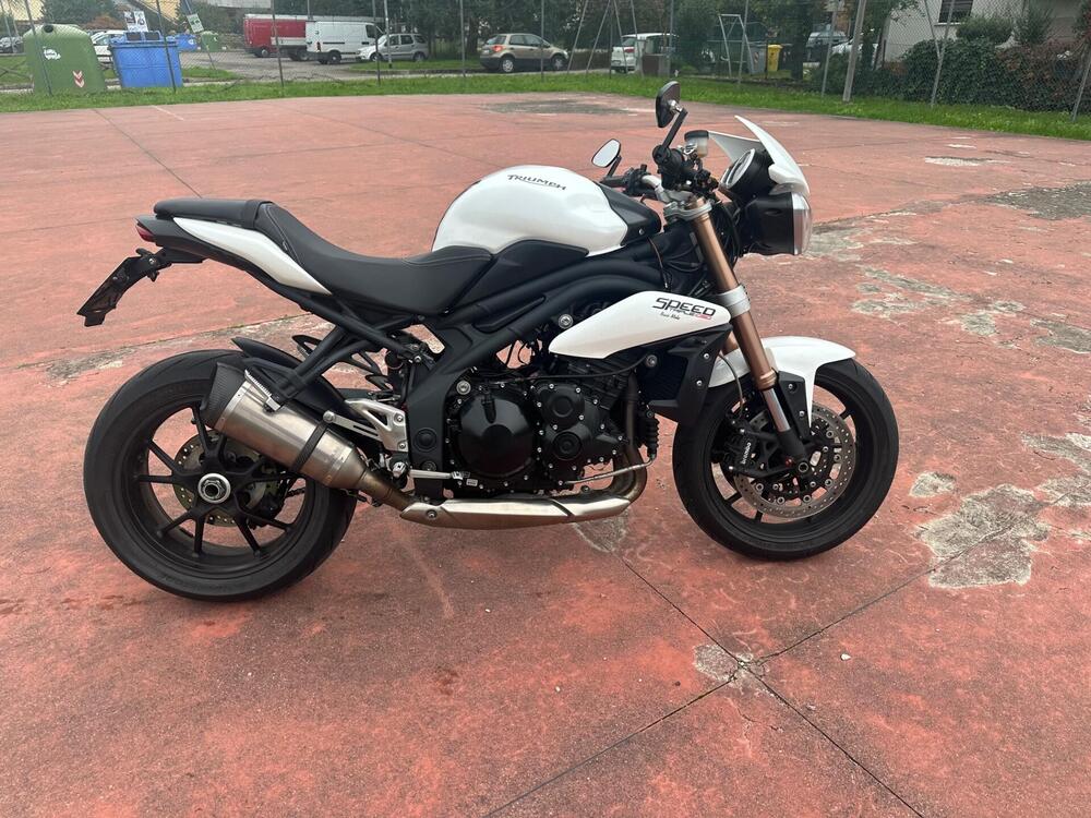 Triumph Speed Triple 1050 (2011 - 13)