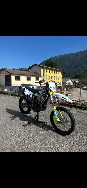 Husqvarna FE 250 (2021) (2)