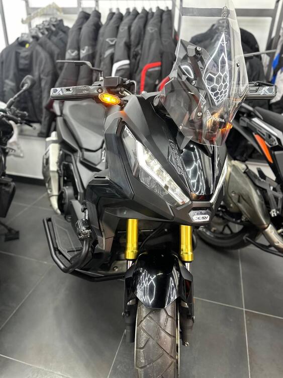 Honda X-ADV 750 DCT (2021 - 24) (3)