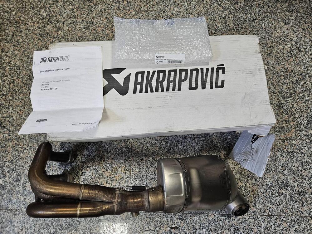 SCARICO AKRAPOVIC PER YAMAHA MT09 O TRACER (3)