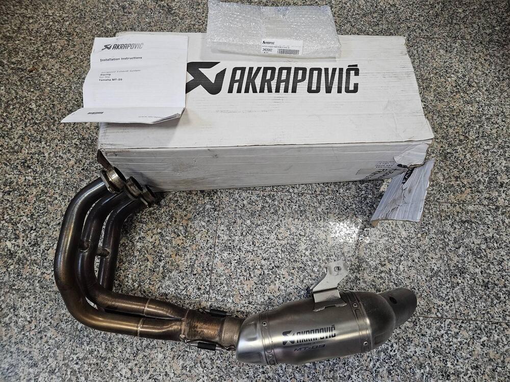 SCARICO AKRAPOVIC PER YAMAHA MT09 O TRACER (2)