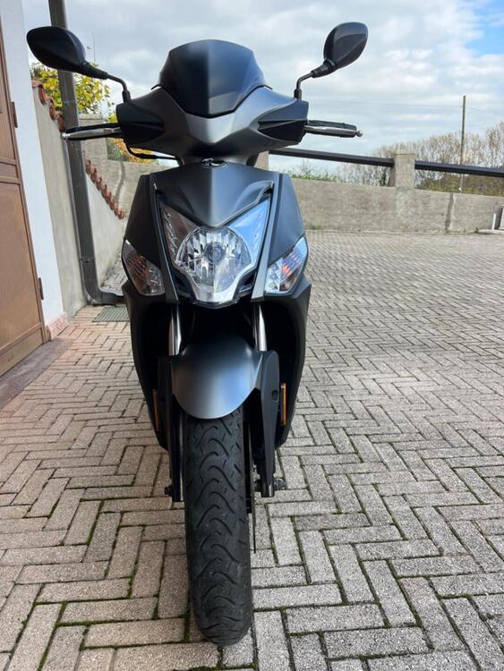 Kymco Agility 200i R16 + (2019 - 20) (3)