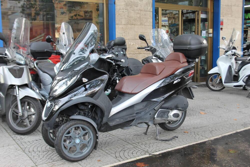 Piaggio Mp3 300 ie Business LT ABS (2014 - 16) (2)