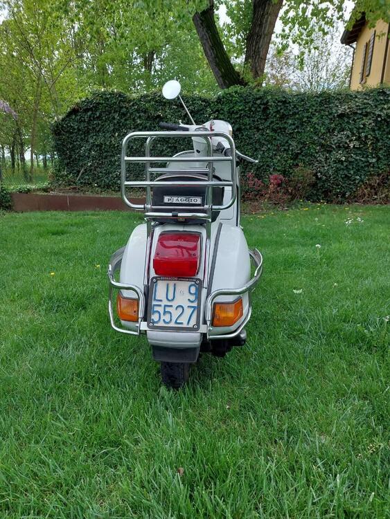 Piaggio Vespa P150X (4)