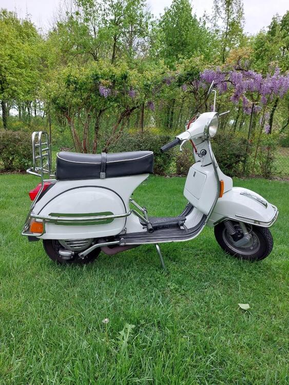 Piaggio Vespa P150X (5)