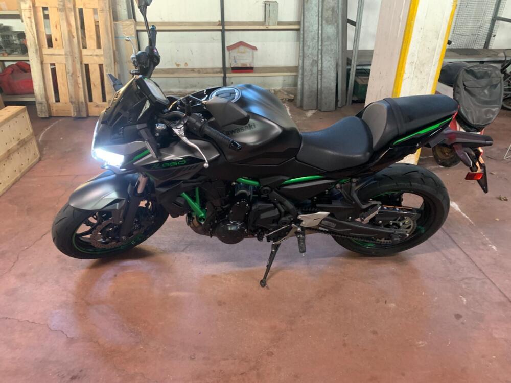 Kawasaki Z 650 Sport (2021 - 24) (5)