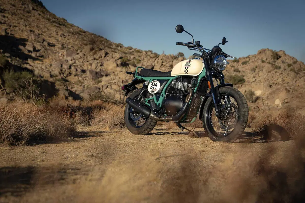 Svelata la nuova Royal Enfield Bear 650 [GALLERY] (4)