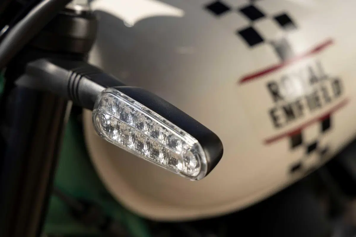 Svelata la nuova Royal Enfield Bear 650 [GALLERY] (8)