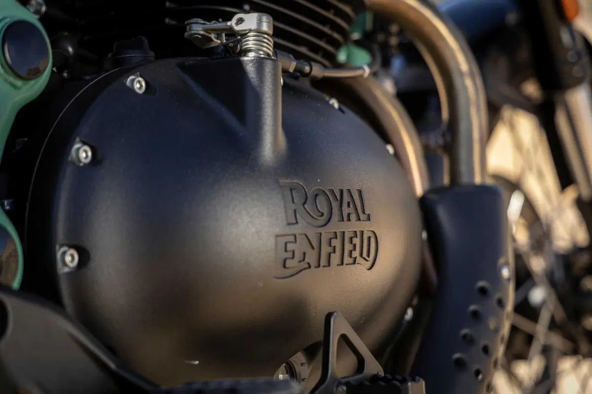 Svelata la nuova Royal Enfield Bear 650 [GALLERY] (13)
