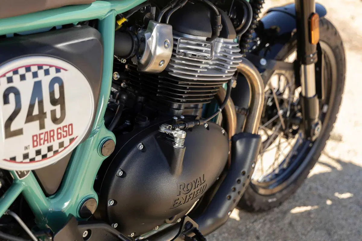 Svelata la nuova Royal Enfield Bear 650 [GALLERY] (15)