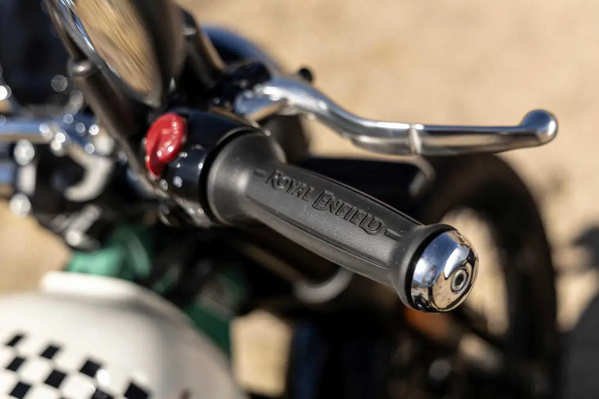 Svelata la nuova Royal Enfield Bear 650 [GALLERY] (8)