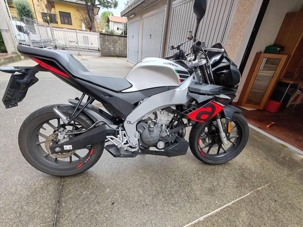 Aprilia Tuono 125 (2017 - 20) (2)