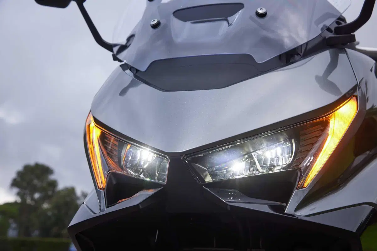 Honda X-ADV 750 2025 Vs Forza 750 2025 TEST: chi vince? [VIDEO & GALLERY] (13)