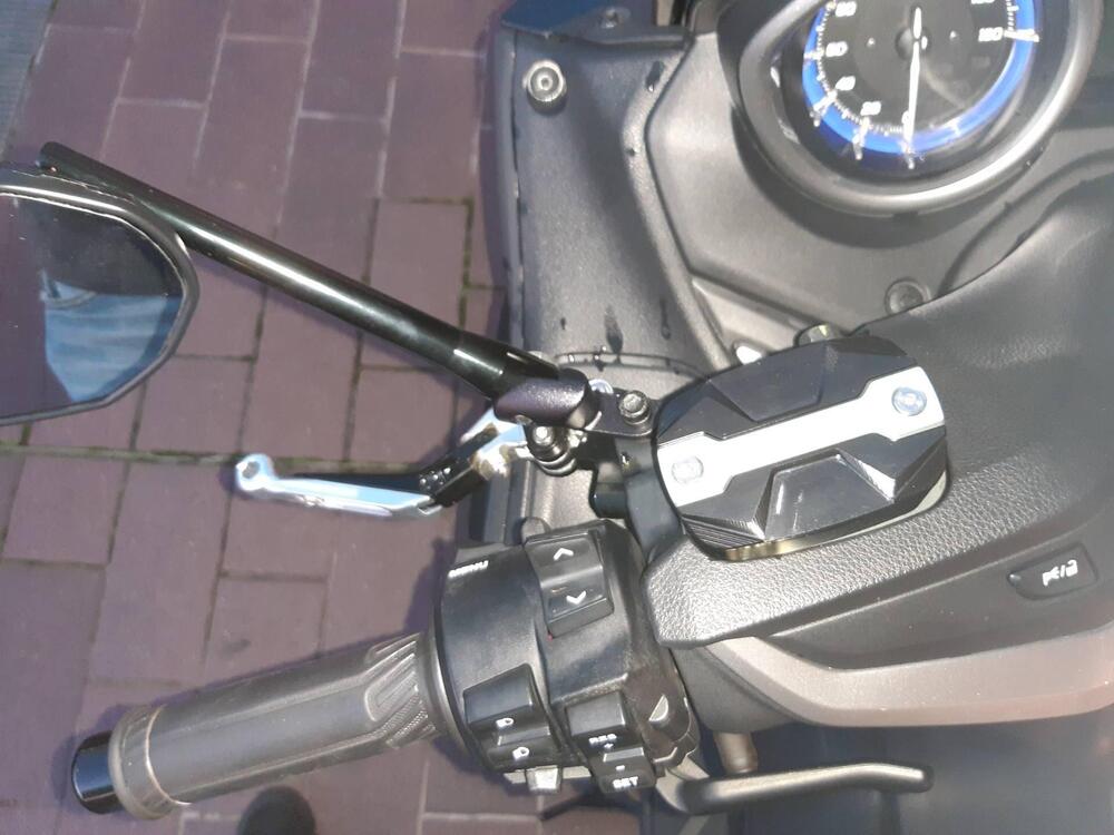 Yamaha T-Max 530 DX (2017 - 19) (5)