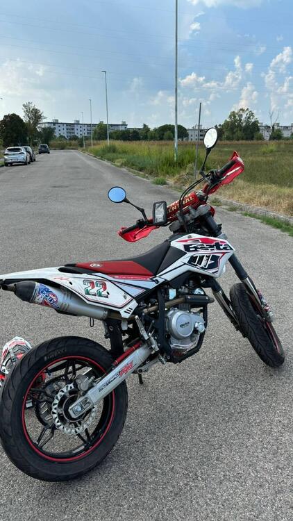 Betamotor RR 125 4T Motard LC (2010 - 17) (3)