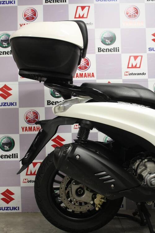 Piaggio Beverly 300 S i.e. (2015 - 16) (4)