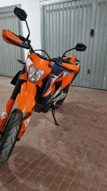 KTM 690 SMC R (2023 - 24)