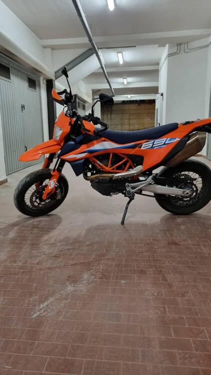 KTM 690 SMC R (2023 - 24) (5)