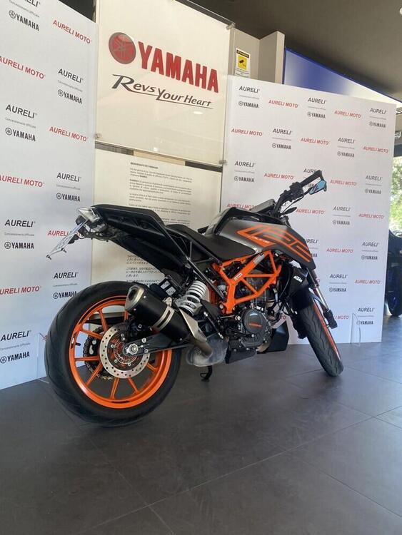 KTM 125 Duke (2021 - 23) (2)