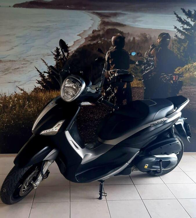 Piaggio Beverly 350 SportTouring ie (2011 - 15)