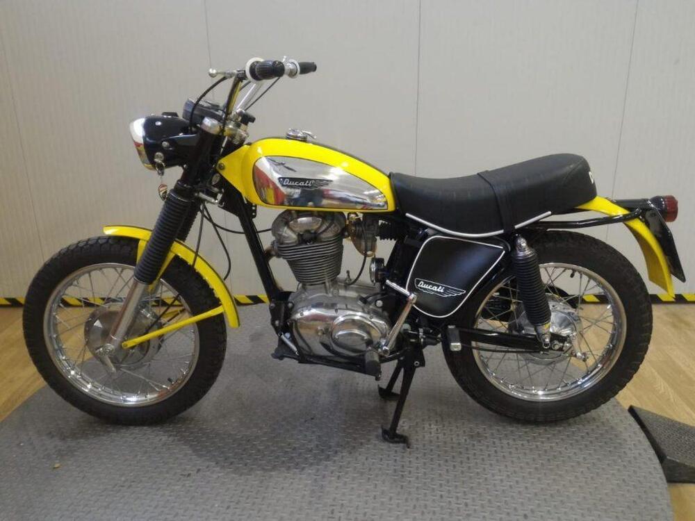 Ducati Scrambler 450 Restaurata Desmo (2)