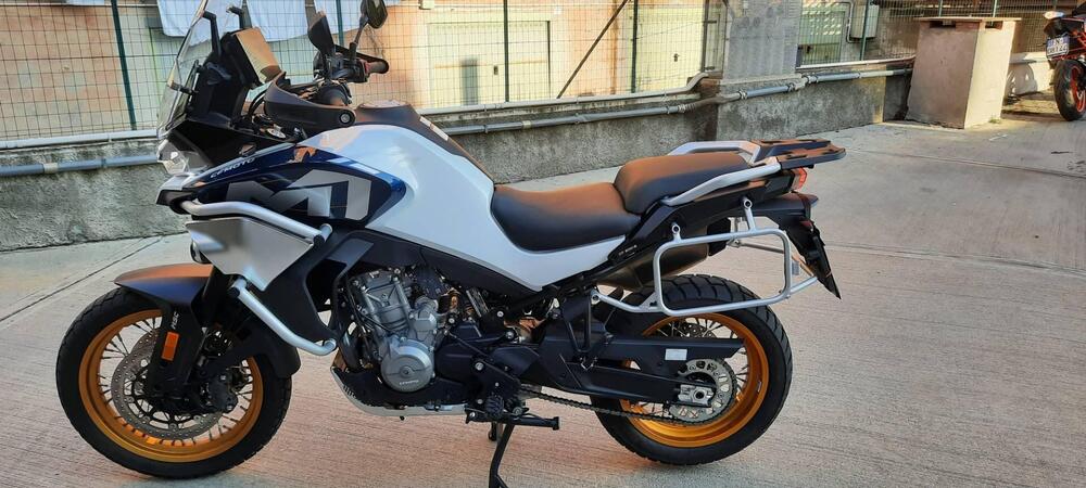 CFMOTO 800MT Explorer (2023 - 24) (2)