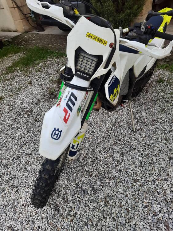 Husqvarna FE 250 (2022) (2)