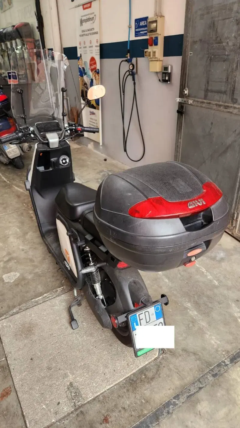 Yadea Y1S Pro (2023 - 26) (3)